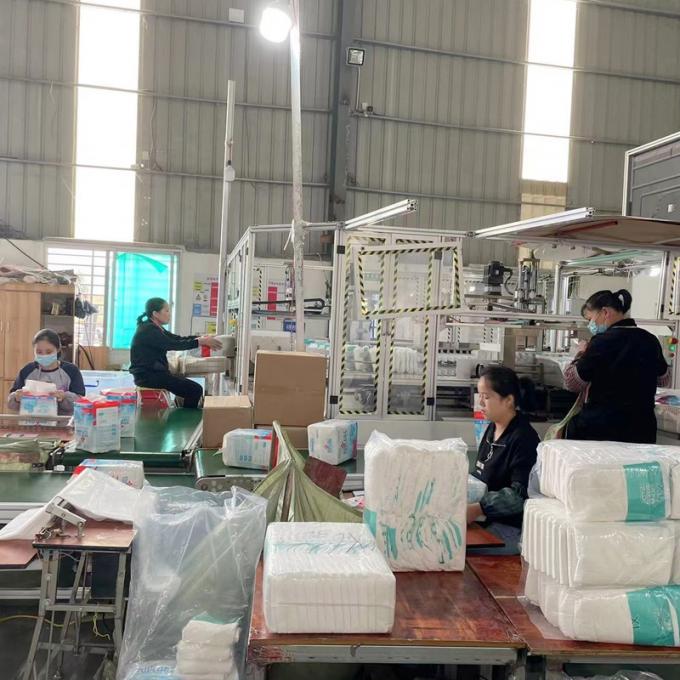 Hipoalerjenik bez pantolonları Nappy Tek kullanımlık yetişkin bezleri L-XXXL 1